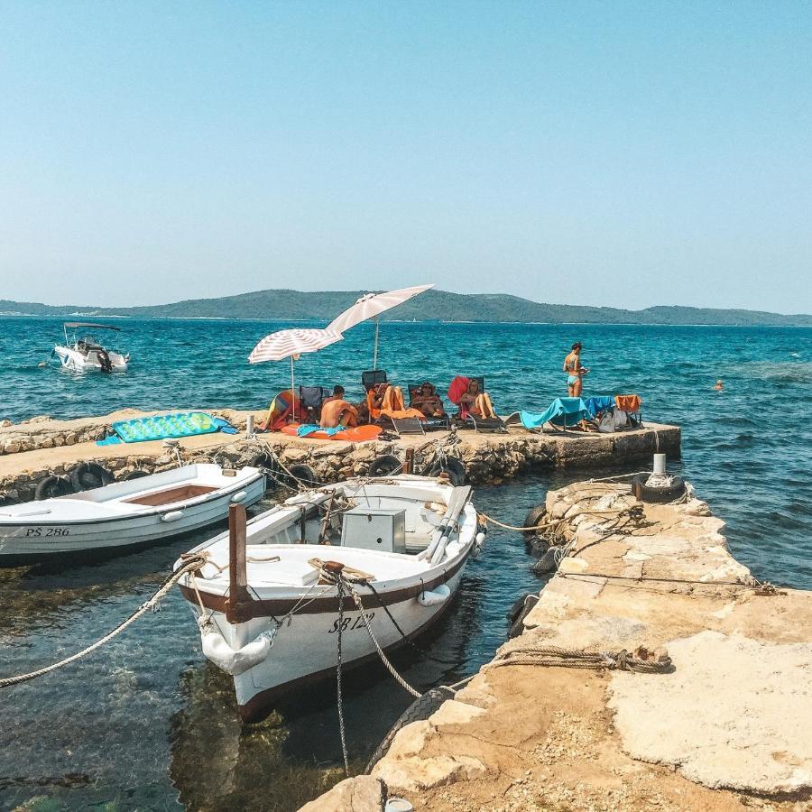 Luxury Beach Apartment W Sunset Sea Views Szybenik Zewnętrze zdjęcie