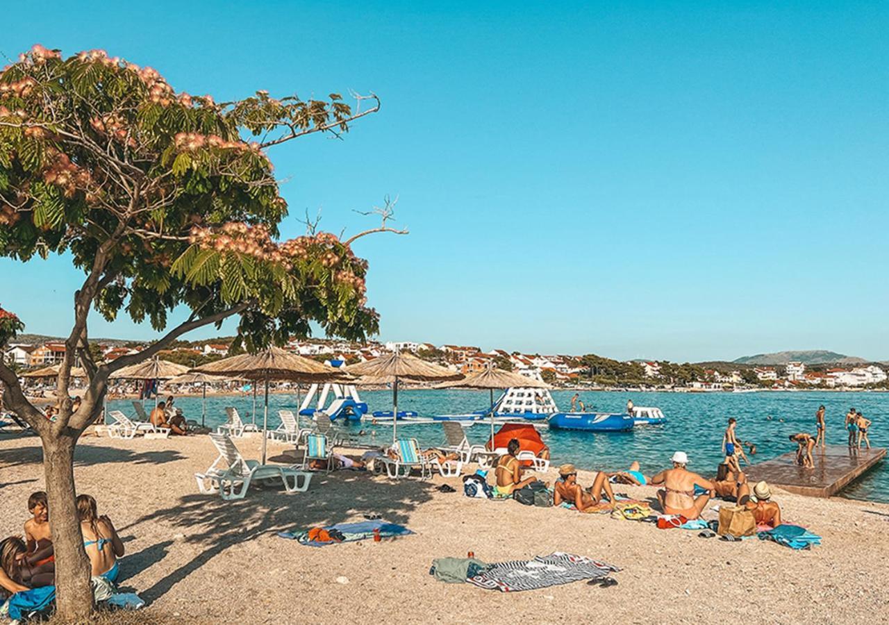 Luxury Beach Apartment W Sunset Sea Views Szybenik Zewnętrze zdjęcie
