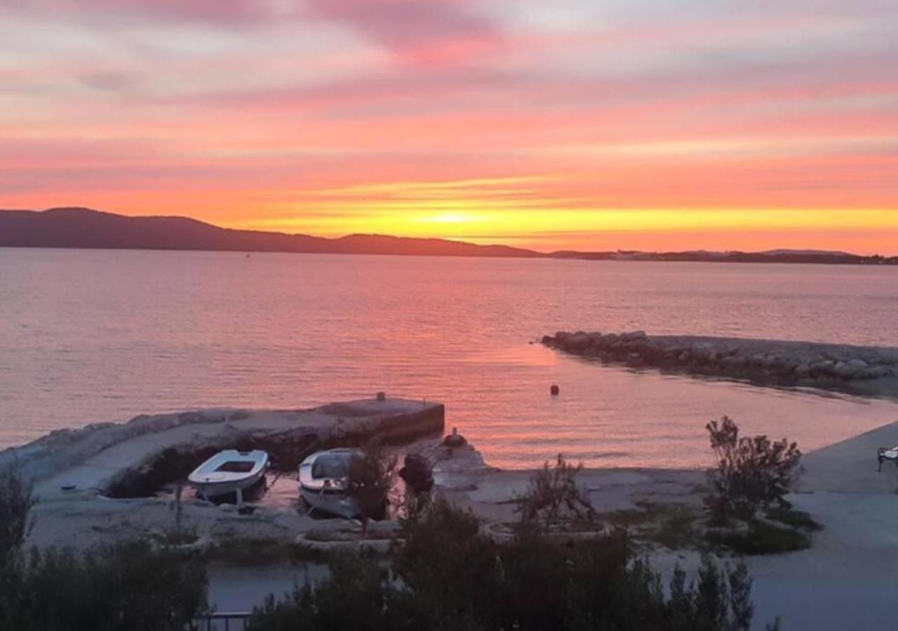 Luxury Beach Apartment W Sunset Sea Views Szybenik Zewnętrze zdjęcie