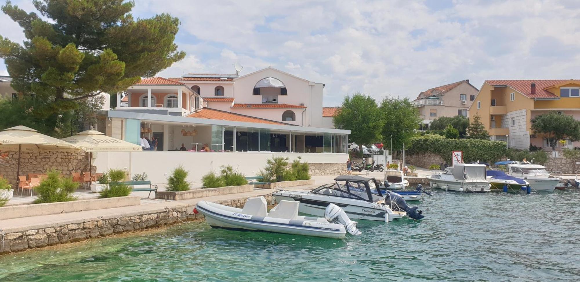 Luxury Beach Apartment W Sunset Sea Views Szybenik Zewnętrze zdjęcie