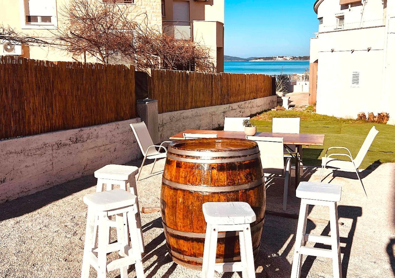 Luxury Beach Apartment W Sunset Sea Views Szybenik Zewnętrze zdjęcie